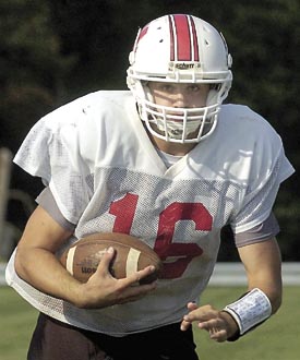 Neshannock quarterback made
all the right moves in big win
